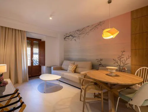 CALM SUITES Molino Corteza del Carmen