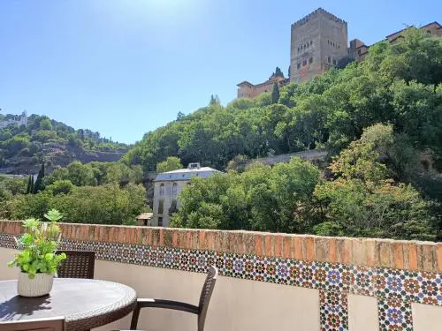 Casa yamur vistas a la Alhambra