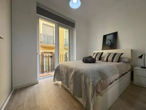 Dreaming Santa Teresa - free parking