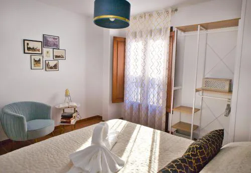 Le Grand Sultan 1492, Mirador San Nicolás, Parking included