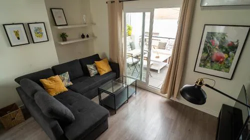Piso moderno y tranquilo en el centro con terraza