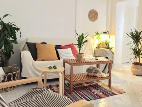 San Matías Urban Retreat with Balcony