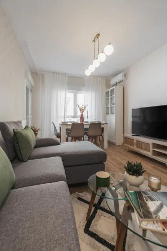 tuGuest Duquesa Apartment