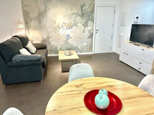 Coello31 - Apartamento céntrico y tranquilo, con piscina y parking