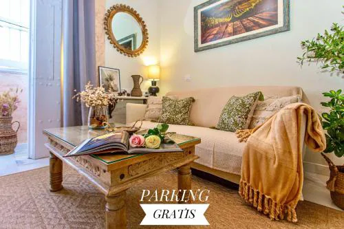 Wehostcostaluz Le Petit Palace Catedral con parking gratuito