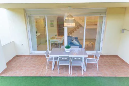 Adosado con Piscina, Garaje, Jardín y Playa
