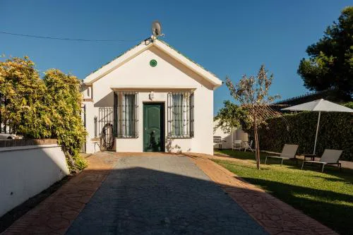Agradable casa con jardín privado