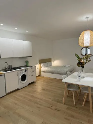 ALDERETE SUITES
