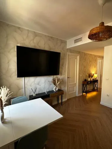 Alegría - Your authentic home in Malaga's heart