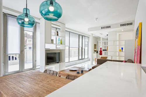 Apartamentos Pinar Málaga Centro - Alcazabilla
