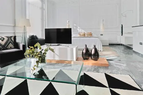 Apartamentos Plaza Constitución - Larios