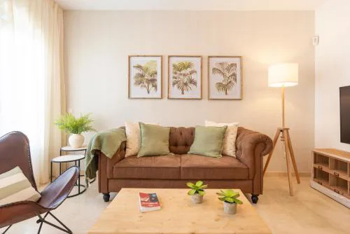 Apartment & Pool in Malaga City Center