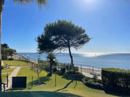 Beachfront apartment at Costa del Sol