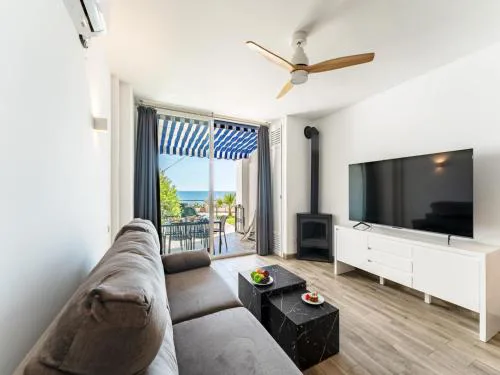 Beachfront holiday home in Malaga
