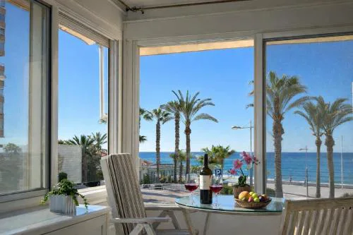 Casa caballito de Mar Frente a la playa