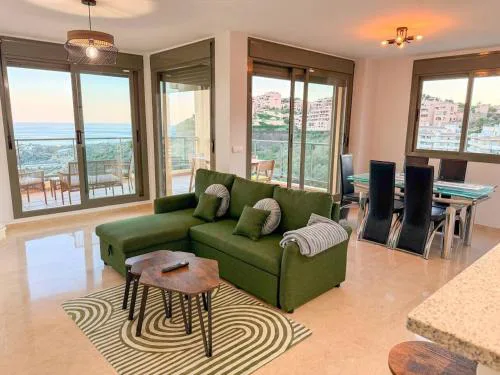 Casa Colon- Incredible spacious 2BR with sea views