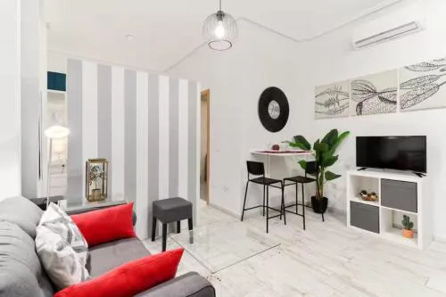 Central Boutique apartment 3 mins from Calle Larios and 20 min from beach