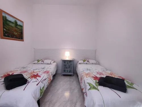 Clef ZE 2 bed apt in Málaga 190 m to the sandy beach