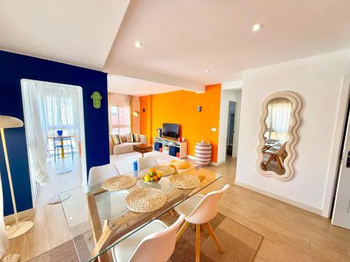 Colorful Design Loft 3 Br Walk to Everything