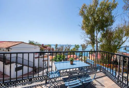 Coqueto apartamento junto a los Baños del Carmen