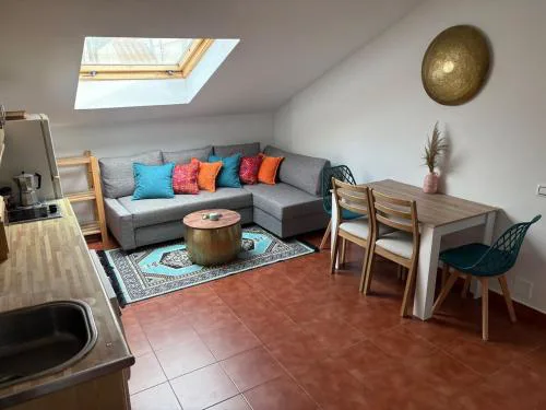 Cozy getaway 30m from beach in Malaga