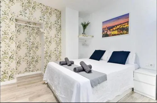 Cozy Studio in Málaga Center- WiFi & AC