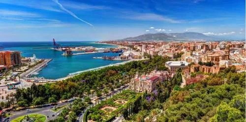 Executive Premium Studio with Terrace - Malaga Center