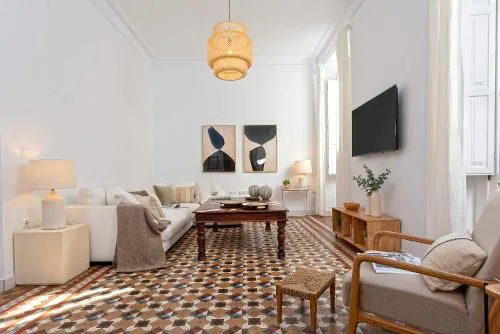 Genteel Home Larios