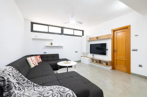 H2M Alta 20 Smart TV Central Air Conditioning