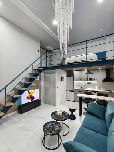 High Blue - Luxury Suite