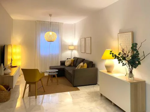 KALUKA Málaga center apartment - free parking