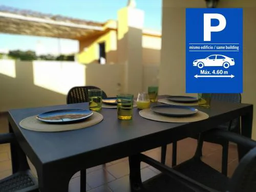 Málaga Yellow Duplex free parking and terrace