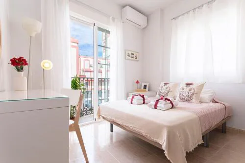 -MalagaSunApts- Bright City Centre Studio