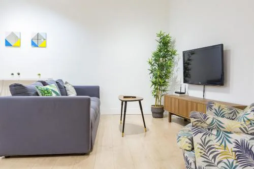 -MalagaSunApts-Central&Cozy 3BDs