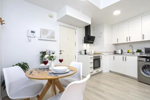 -MalagaSunApts-TwinSuites Center Bajo8