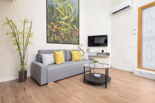 NEW Modern Independent House Central Area ARQ