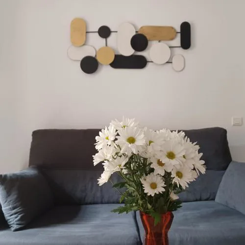 Picasso's Neighbor