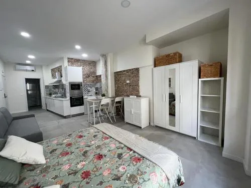 Precioso estudio en el centro de Málaga 1