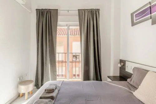 Prime Location in Málaga - 15 Min Walk to Old Town