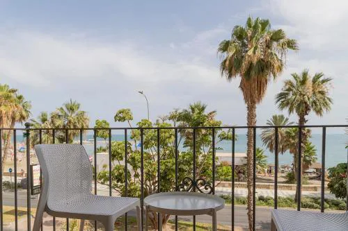 Primera Línea de Playa - MÁLAGA