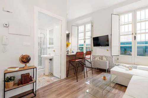 San Telmo 10 by Pineapple Homes