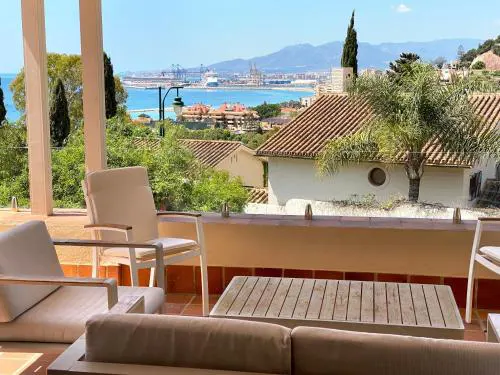 Santa Catalina Home