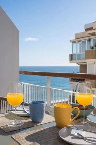 Sea View & Private Terrace in the Heart of Malaga!