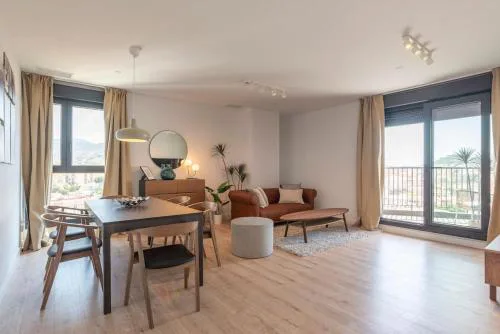 Skyline III Pool & Coworking by ELE Apartments