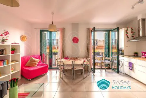 SkySea Holidays CITY CENTER SUITES