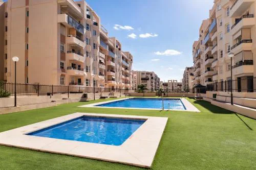 Teatinos Málaga - Premium Family 4BR Apartament