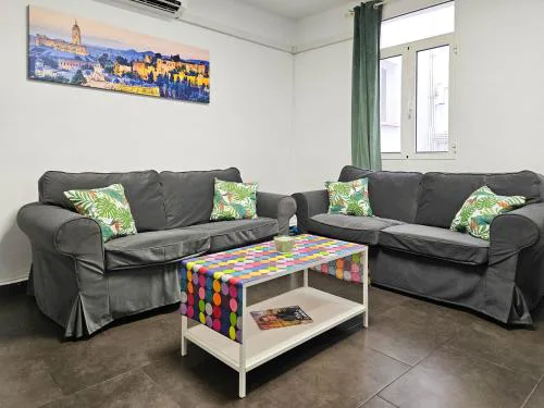 Two bed apartment in Malaga city centre