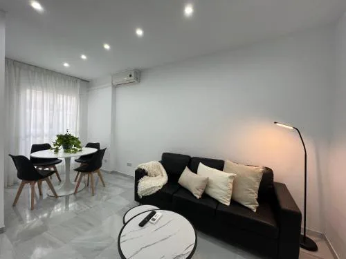 Victoria II & old town by ELE Apartments