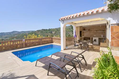 Villa Piedra Blanca