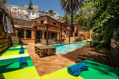 Villa Regionalista principios Siglo XX 1919 -Pedregalejo-Baños del Carmen-A UNOS METROS DEL MAR!!! PISCINA CLIMATIZADA BAJO PETICION
